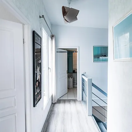 Spacious Duplex In The Heart Of Appartement